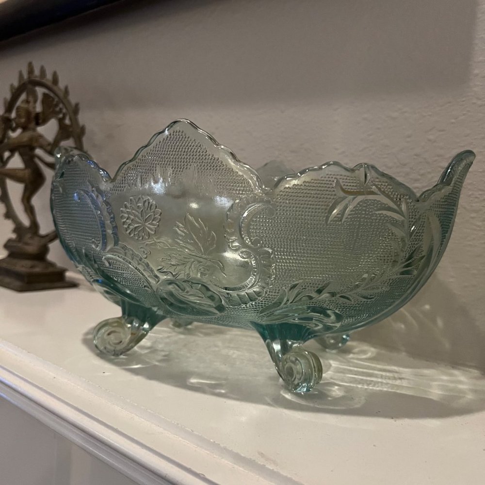 Vintage 1950’s Jeanette Glass Lombardi Footed Bowl - Picture 8 of 11
